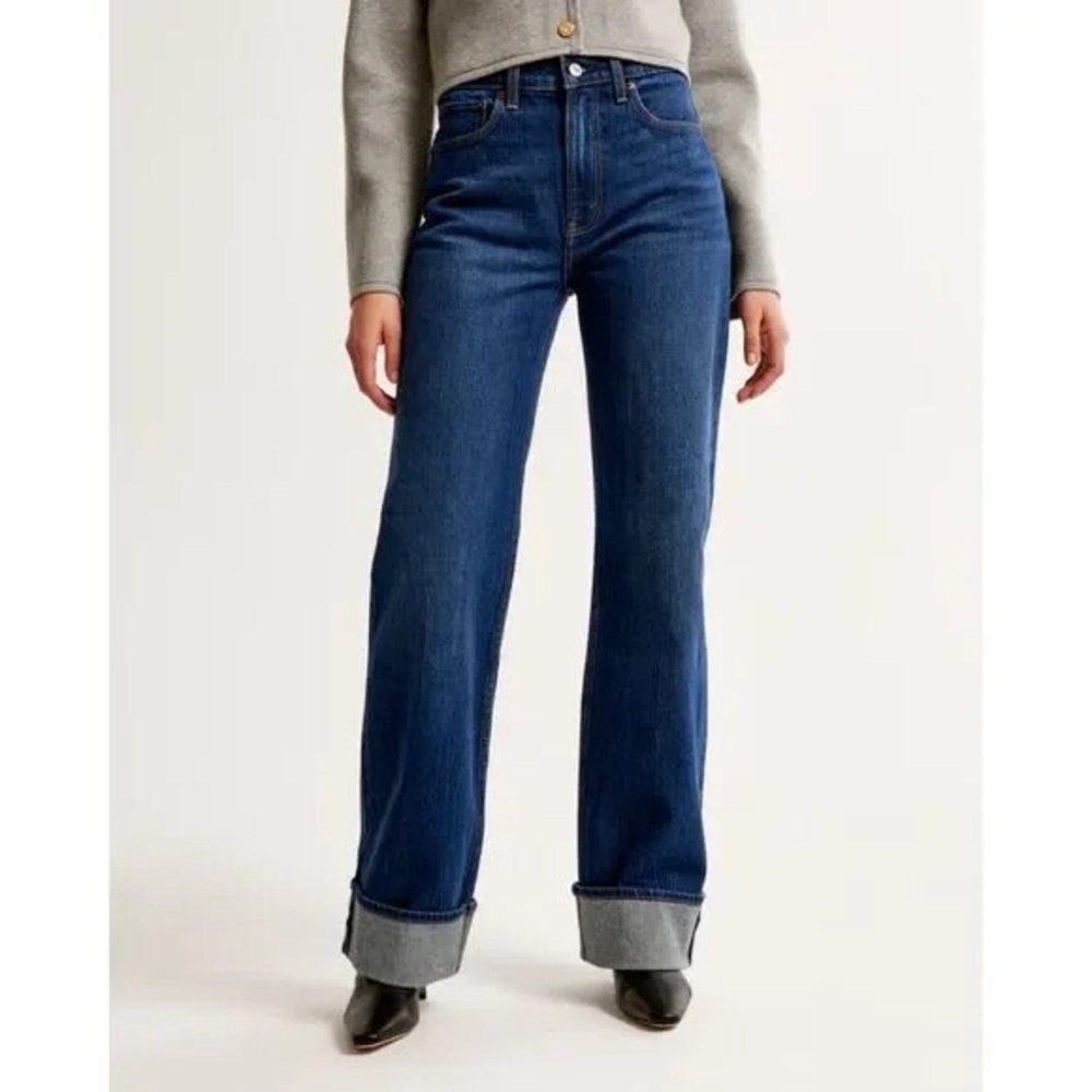 Abercrombie & Fitch (18R) The 90s Relaxed Jean High Rise Dark Wash Rolled Ankle